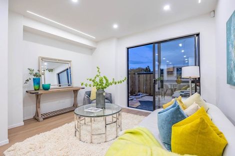 Photo of property in 6/7 Broadview Place, Howick, Auckland, 2014