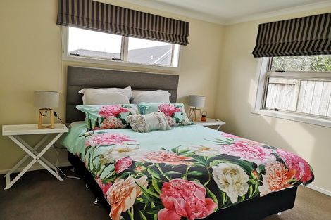 Photo of property in 15 Satchmo Place, Rototuna North, Hamilton, 3210