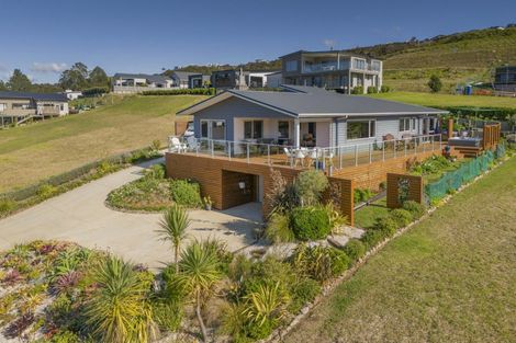 Photo of property in 11 Ataahua Views Terrace, Wharekaho, Whitianga, 3510