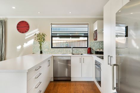 Photo of property in 16 Barnard Street, Kaiapoi, 7630