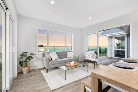 Photo of property in 8 Warlock Way, Papamoa, 3118