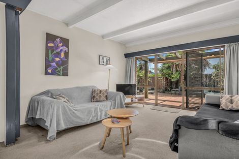 Photo of property in 807 Avenue Road East, Parkvale, Hastings, 4122