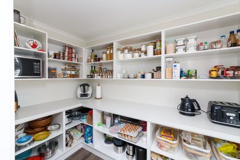 Photo of property in 2 Henty Lane, Marton, 4710