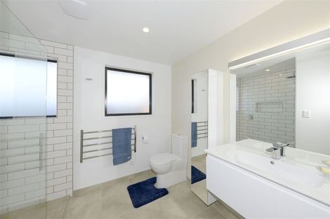 Photo of property in 74 Maidstone Road, Ilam, Christchurch, 8041