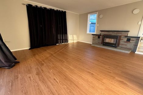 Photo of property in 5 Oak Avenue, Nawton, Hamilton, 3200