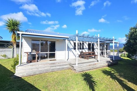 Photo of property in 117 Kelly Jade Avenue, Matarangi, Whitianga, 3592