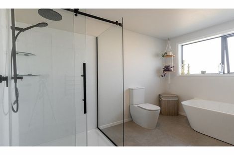 Photo of property in 1 Tussock Crescent, Twizel, 7901