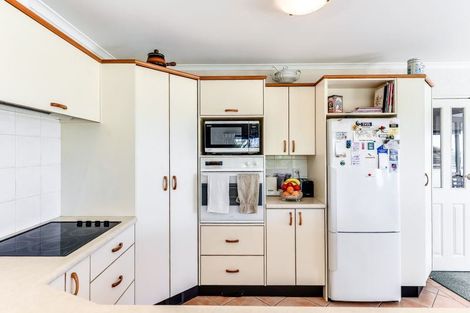 Photo of property in 49 Greenfield Drive, Western Heights, Hamilton, 3200