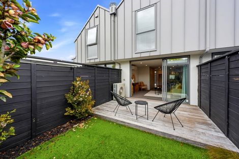 Photo of property in 33a Oxley Avenue, St Albans, Christchurch, 8014