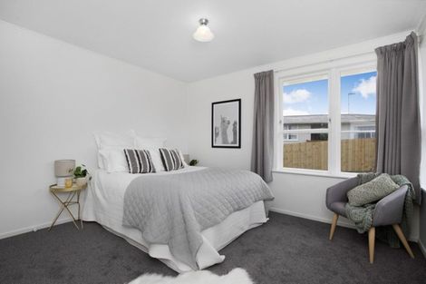 Photo of property in 10 Olive Street, Manurewa, Auckland, 2102