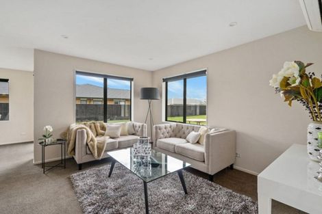 Photo of property in 2 Bellbird Place, Rolleston, 7614