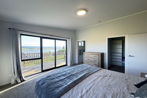 Photo of property in 32 Nore Street, Waihola, Milton, 9073