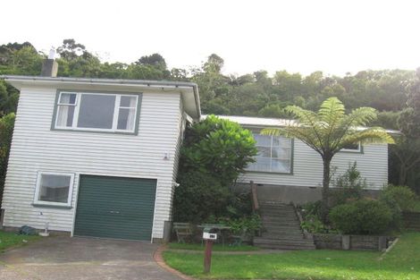 Photo of property in 12 Tui Terrace, Tawa, Wellington, 5028