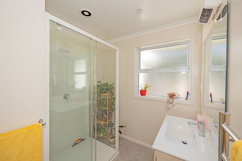 Photo of property in 18 Derwent Street, Oamaru North, Oamaru, 9400