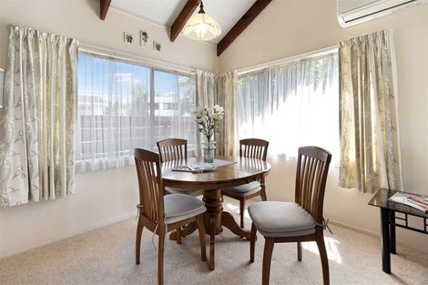 Photo of property in 3/86 Roberts Road, Te Atatu South, Auckland, 0610