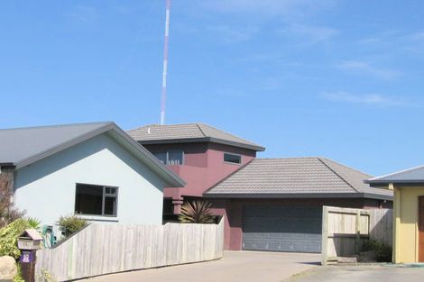Photo of property in 72 Calypso Drive, Papamoa Beach, Papamoa, 3118
