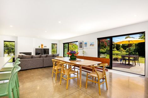 Photo of property in 27 Smithfield Road, Waikanae, 5391