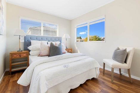 Photo of property in 13 Oakridge Way, Northpark, Auckland, 2013