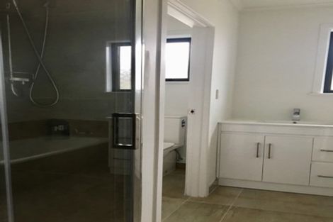 Photo of property in 206 Russell Road, Manurewa, Auckland, 2102