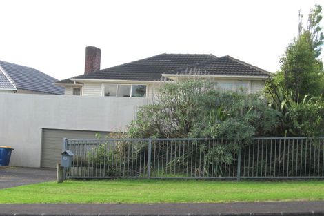 Photo of property in 12 Wharf Road, Te Atatu Peninsula, Auckland, 0610