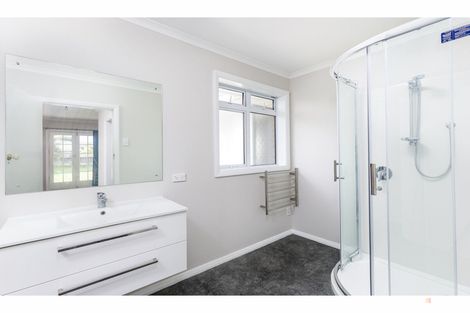 Photo of property in 39 Rhodes Street, Waimate, 7924
