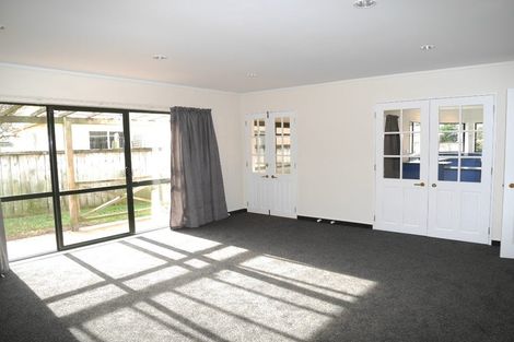 Photo of property in 15a Watson Drive, Paraparaumu Beach, Paraparaumu, 5032