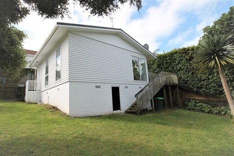 Photo of property in 2/270 Saint Heliers Bay Road, Saint Heliers, Auckland, 1071