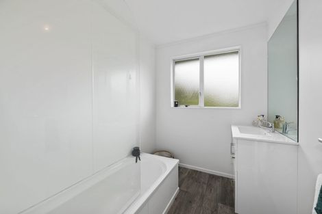 Photo of property in 52 Lord Street, Stokes Valley, Lower Hutt, 5019