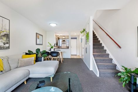 Photo of property in 3/21 Armoy Drive, East Tamaki, Auckland, 2016