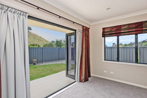 Photo of property in 80 Merlot Drive, Greenmeadows, Napier, 4112