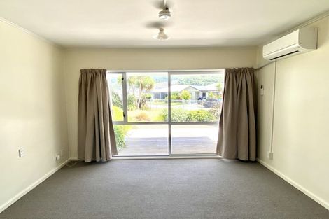 Photo of property in 95 Farmer Crescent, Taita, Lower Hutt, 5011