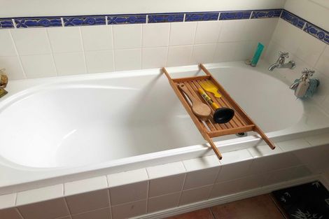 Photo of property in 19 Moorhouse Street, Taradale, Napier, 4112