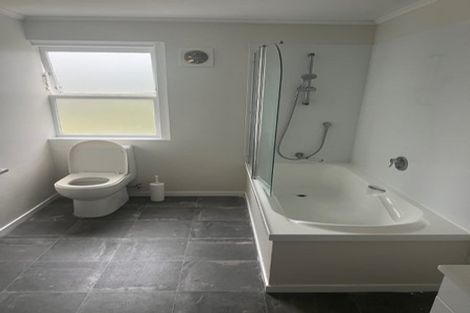 Photo of property in 12 Michelle Place, Mangere, Auckland, 2022