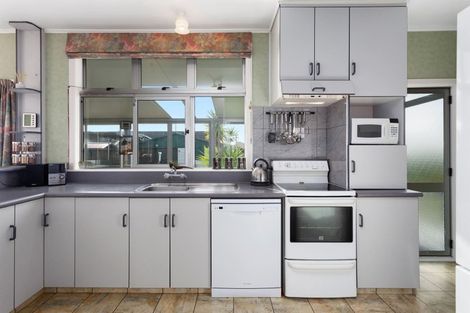 Photo of property in 60 Peace Street, Whakatane, 3120