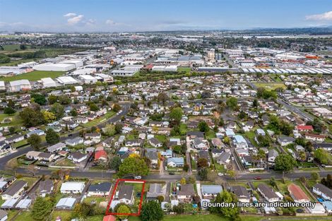 Photo of property in 18 Balloch Street, Randwick Park, Auckland, 2105