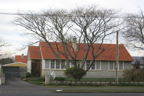 Photo of property in 1070 Heaphy Terrace, Fairfield, Hamilton, 3214