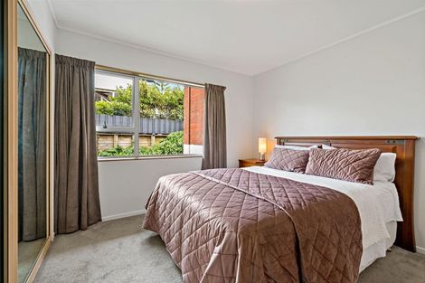 Photo of property in 2/4 Helvetia Drive, Browns Bay, Auckland, 0630