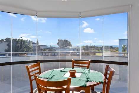 Photo of property in 2 Anne Street, Ohope, 3121