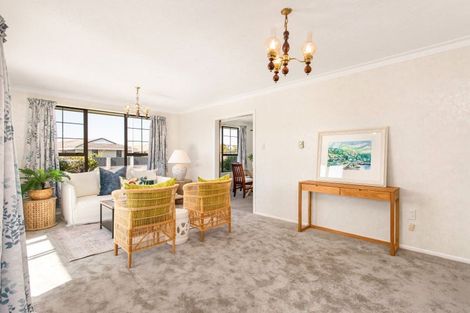 Photo of property in 11 Rolfe Place, Bishopdale, Christchurch, 8053