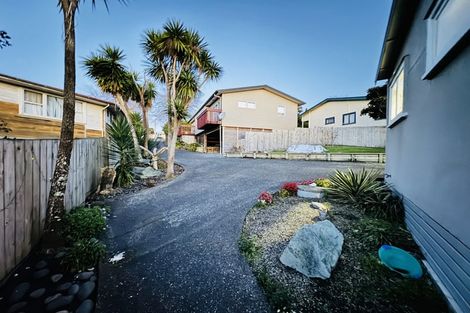 Photo of property in 1/77 Woodglen Road, Glen Eden, Auckland, 0602