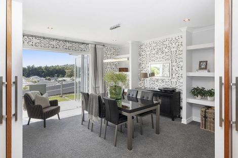 Photo of property in 6 Rushden Rise, Westmorland, Christchurch, 8025