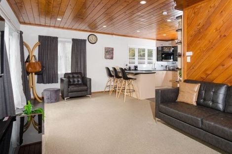 Photo of property in 1/141 Edmonton Road, Te Atatu South, Auckland, 0610