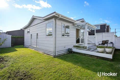 Photo of property in 56b Dillon Street, Waihi Beach, 3611