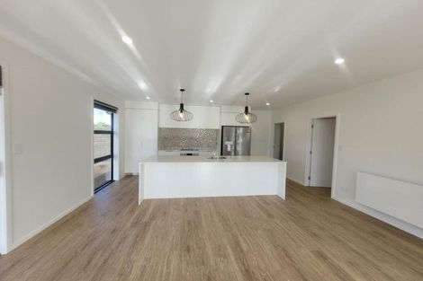 Photo of property in 6 Te Ara O Ngakeiha, Fitzroy, New Plymouth, 4312