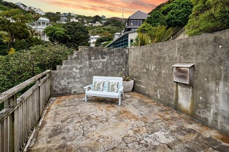 Photo of property in 28 Hay Street, Oriental Bay, Wellington, 6011