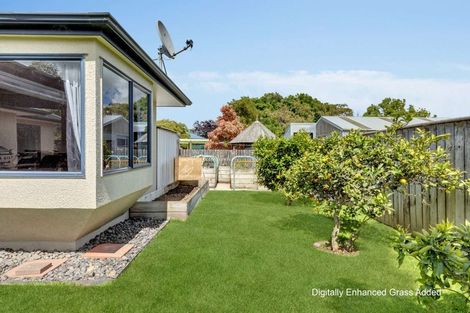 Photo of property in 14a Carthew Street, Feilding, 4702