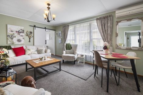 Photo of property in 15 Seddon Street, Feilding, 4702