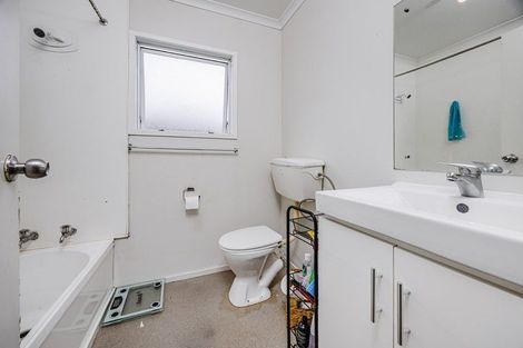 Photo of property in 1/20 Solveig Place, Randwick Park, Auckland, 2105