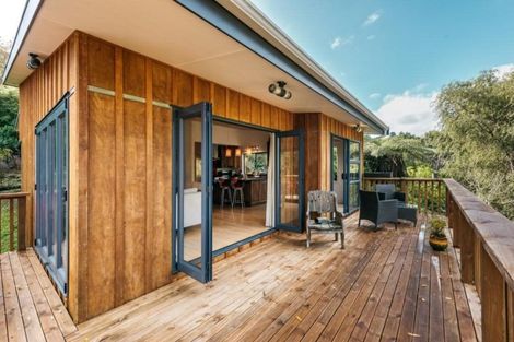 Photo of property in 99 Onetangi Road, Waiheke Island, 1971