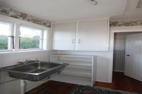 Photo of property in 2 Farquhars Road, Redwood, Christchurch, 8051